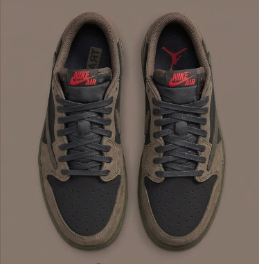 Nike Dunk Low Shadow Earth